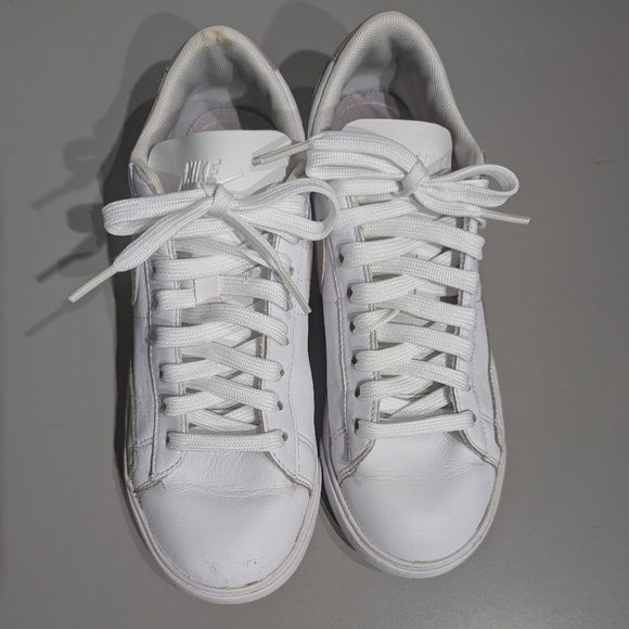 Nike Blazer Lowe LE trainer - White/Rose - size 7 women - Picture 5 of 11